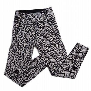 Victoria’s Secret 7/8 Length Performance Leggings Size S